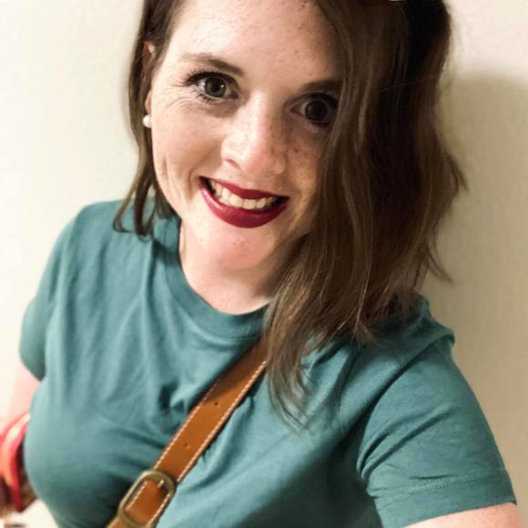 Meet your Posher, Ashleigh - Picture 1 of 1